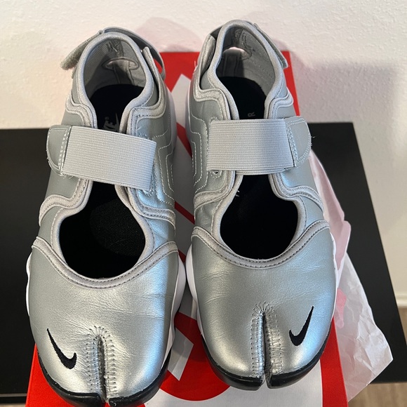Nike Air Rift Metallic Silver - Picture 3 of 6
